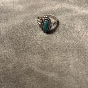 Sterling Silver Oval Green Stone Ring for Women